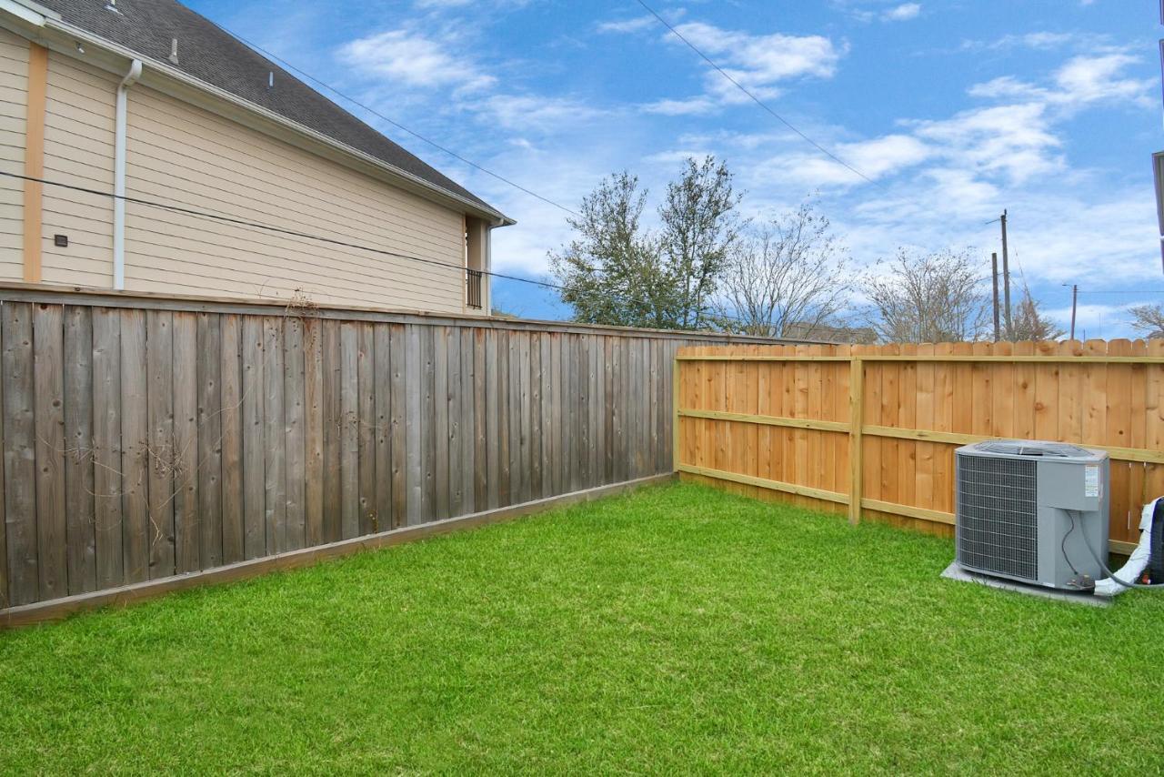 Emerald Palace - New, Modern 3Br Townhome Close To Downtown, Nrg, Med Ctr Houston Luaran gambar