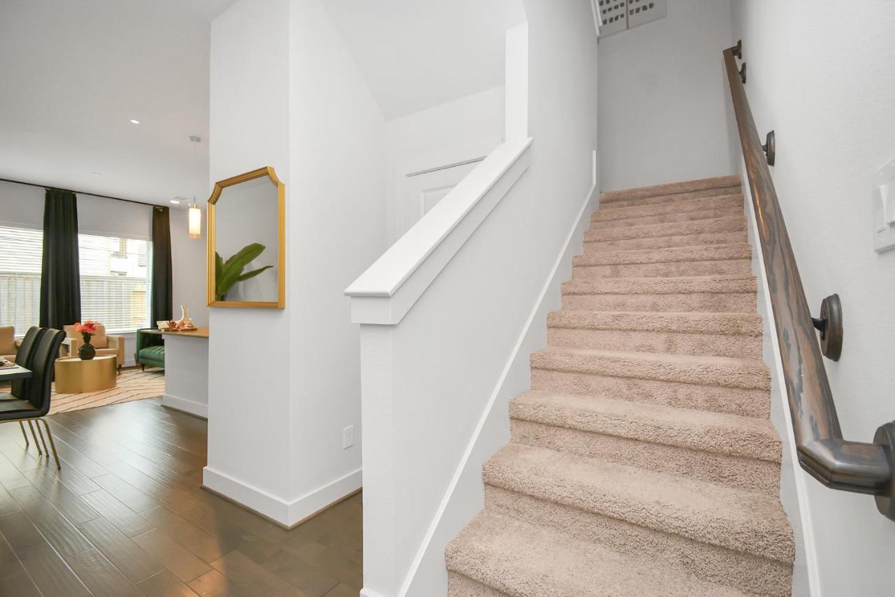 Emerald Palace - New, Modern 3Br Townhome Close To Downtown, Nrg, Med Ctr Houston Luaran gambar